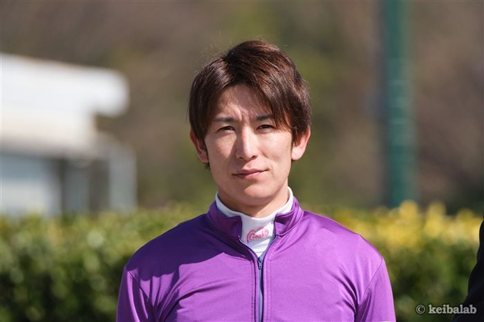 20年のケンシンコウ以来の勝利を目指す丸山元気騎手