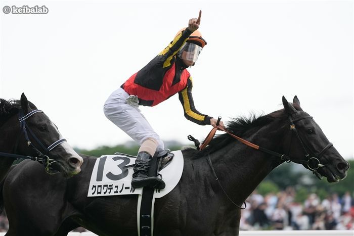 凱旋門賞から巻き返し勝利を狙うクロワデュノール