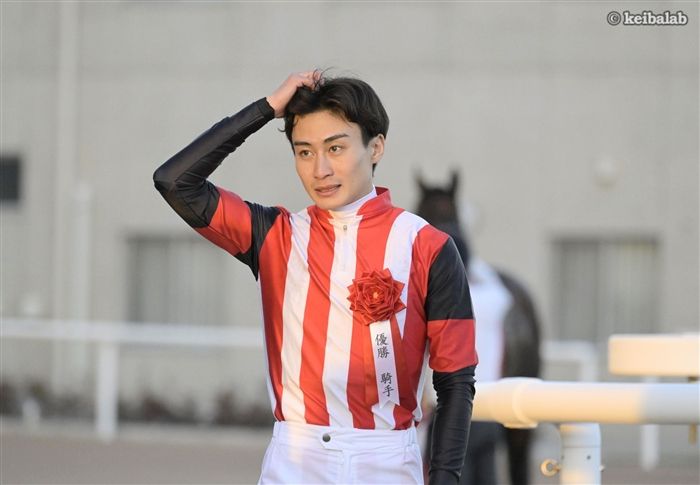 エーティーマクフィ